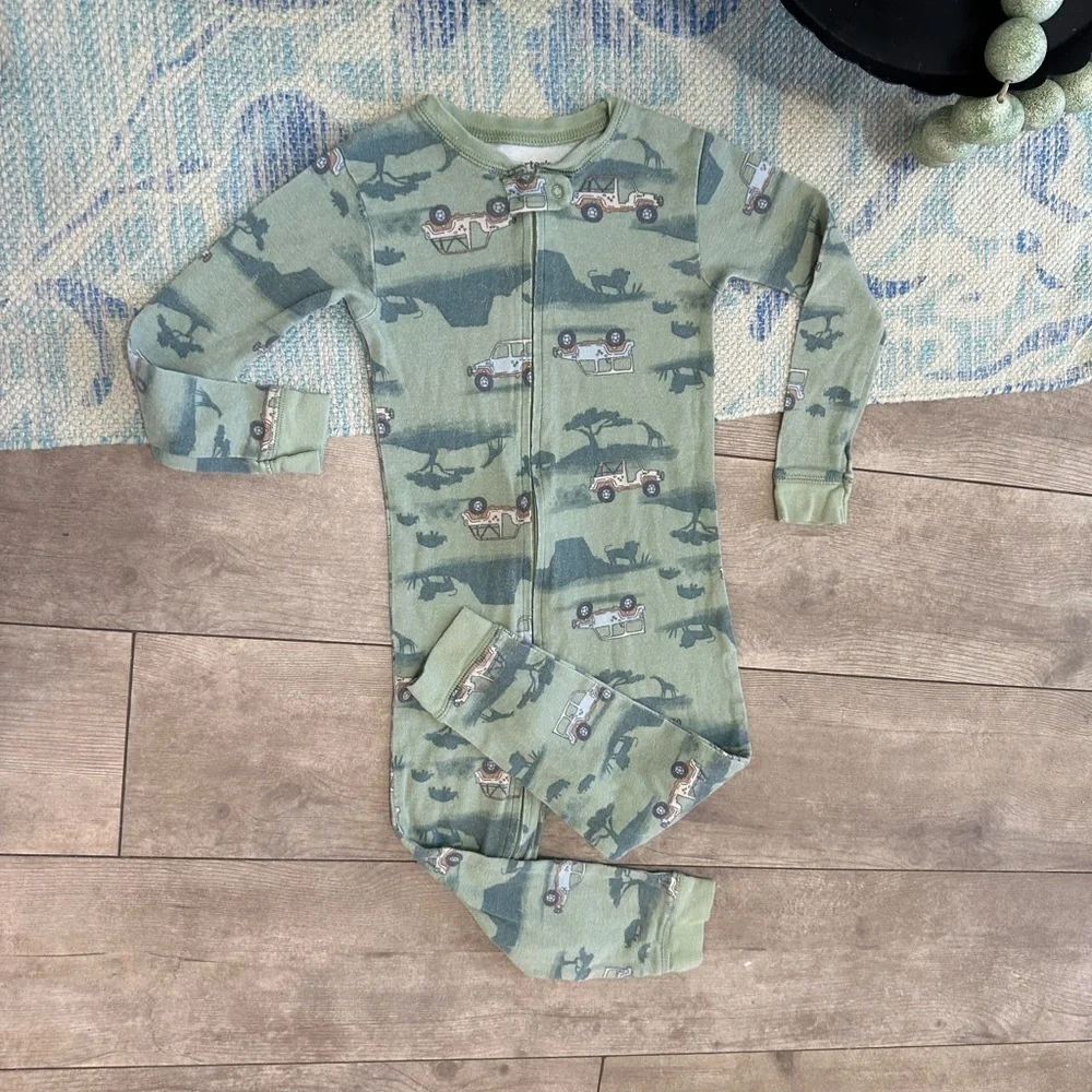 Carter’s Toddler Boy Pajamas Safari Theme Zip One Piece Sleep & Play 3T